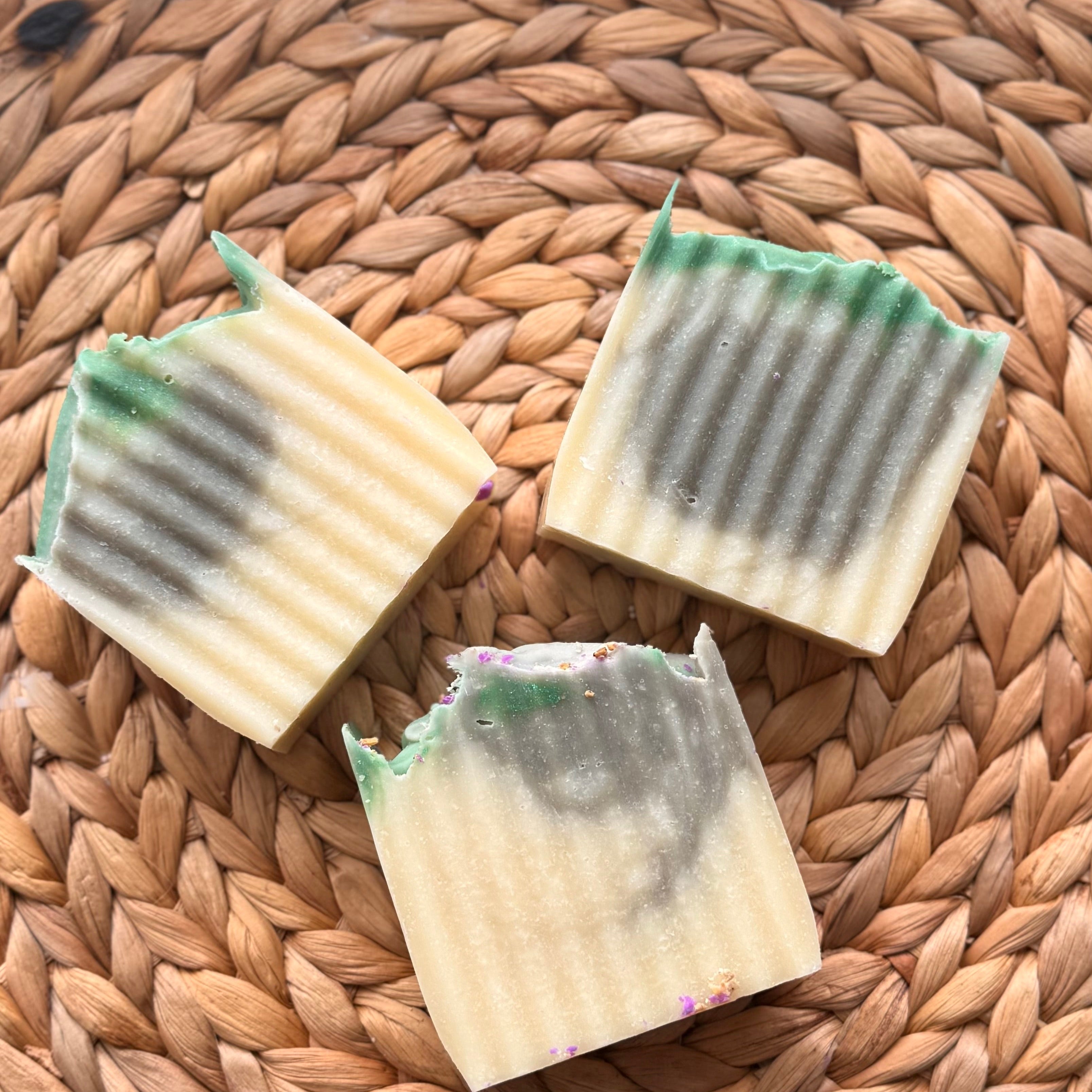 Spearmint , Mint, Pine & Lemon